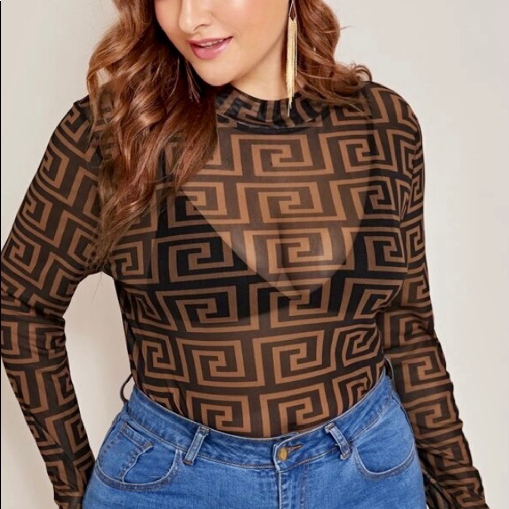 🖤✨Gorgeous Fendi style sheer top